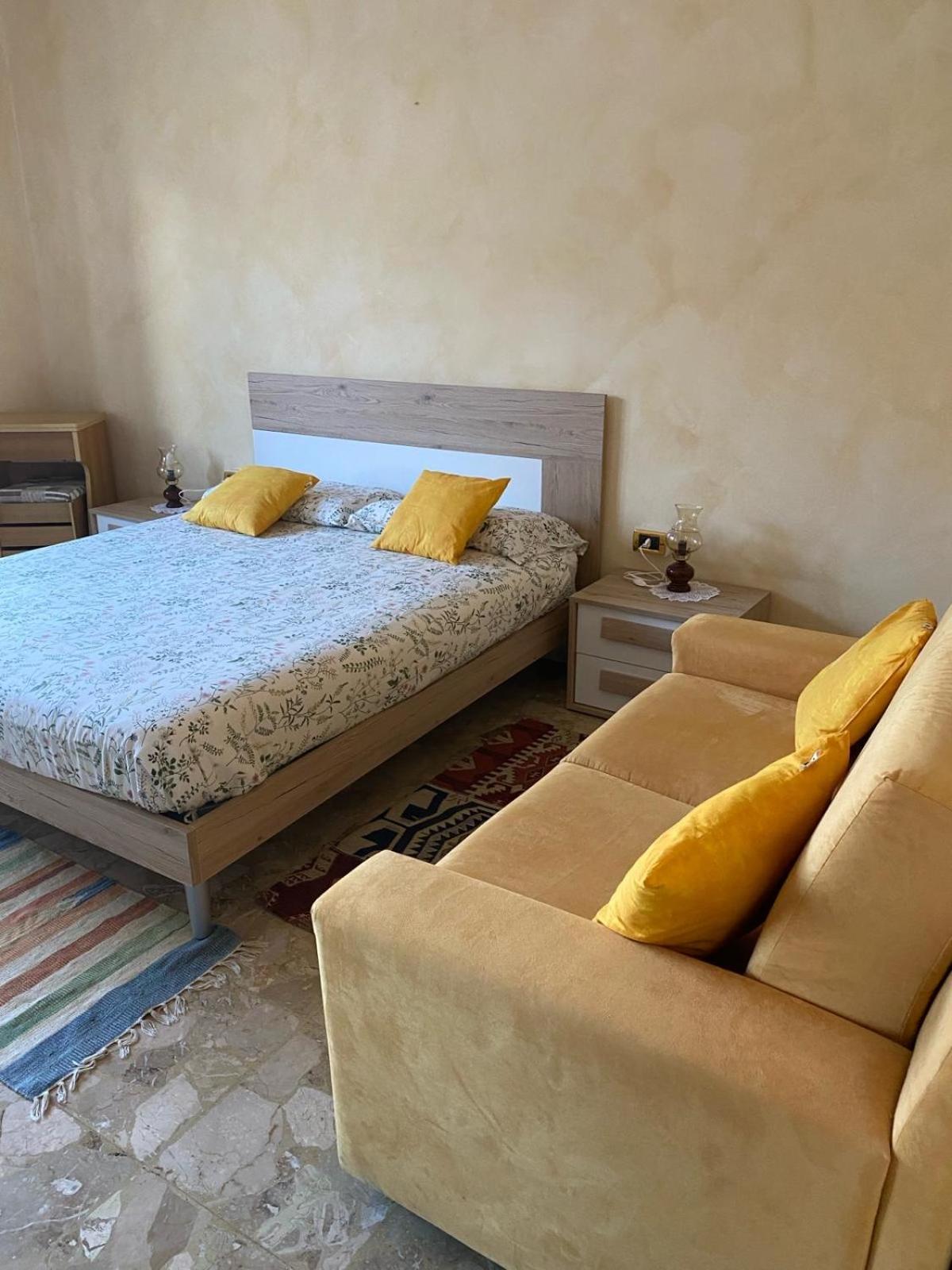 Gere House Apartment เลซเซโน ภายนอก รูปภาพ